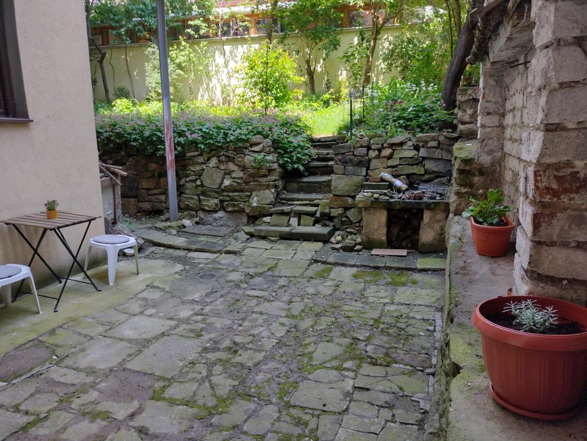 Charming Central Home With Garden Near Parking And Ndk Szófia Kültér fotó